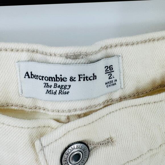 Abercrombie & Fitch Baggy High Rise Jeans Cream White Size 2 Clean Neutral - Picture 3 of 7